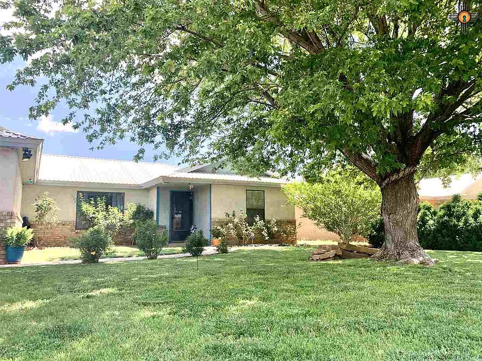 1st image of 304 Woodson Way