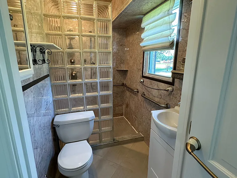 1810 Hallowell Rd — Photo 15