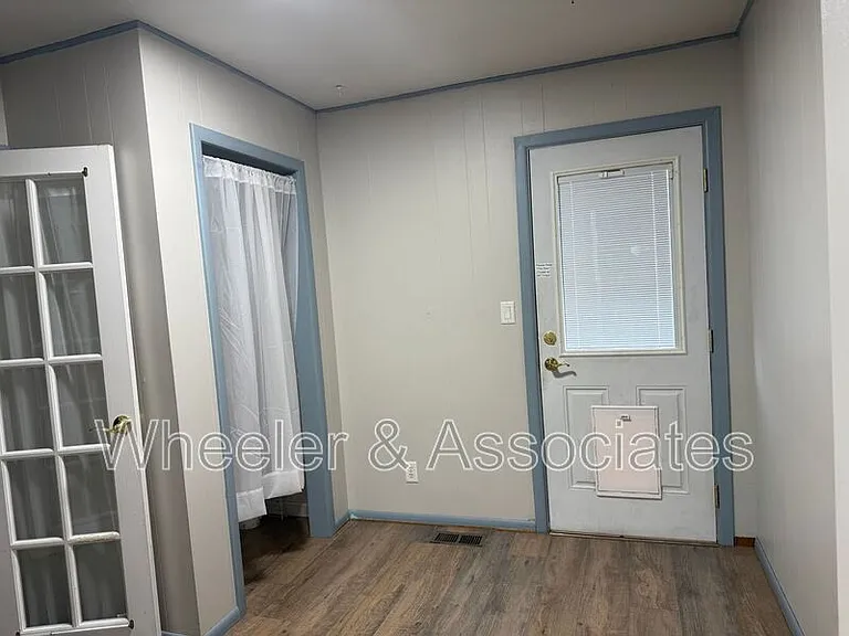 1118 S 700 W — Photo 14