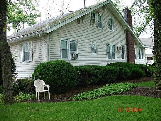 2nd image of 61 Fairfield Rd