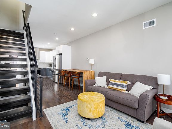 4th image of 2230 Titan St