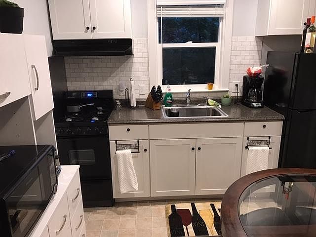 1st image of 104 W Fulton St #B