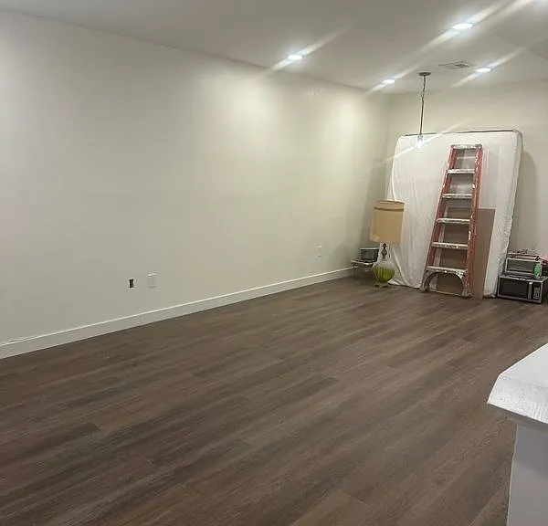 136 Maple Ave #B — Photo 5
