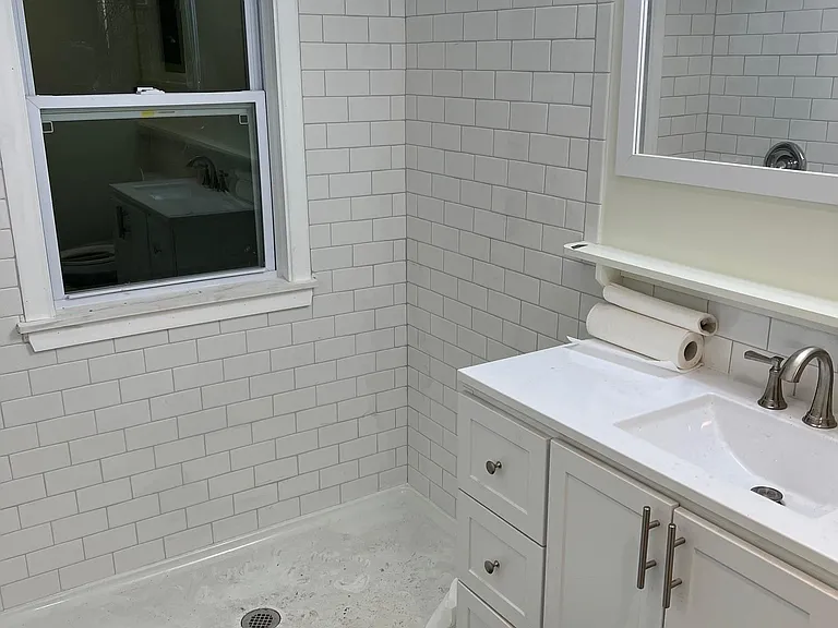 1881 W 48th St #1 — Photo 5