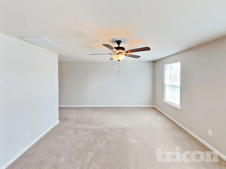4676 Midstream Crossing Dr — Photo 7