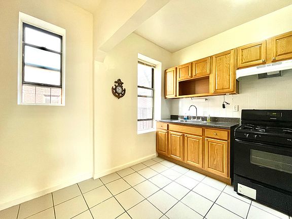 5th image of 8015 Bay Pkwy #B31