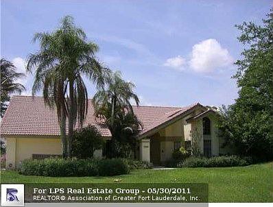 1st image of 7121 Hialeah Ln