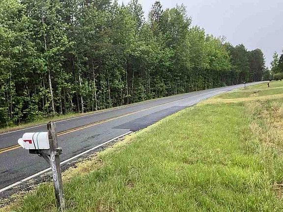 3rd image of 680 Haywood Bailey Rd