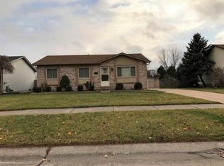 28638 Westwood Dr, Chesterfield, MI 48047