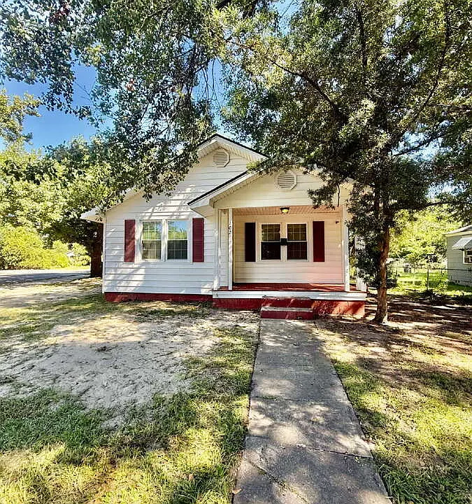 102 Lawton Ave