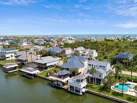 4th image of 22402 Isle View Dr
