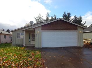 933 W Olympic St, Springfield, OR 97477