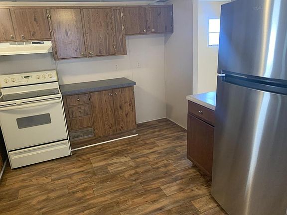 3rd image of 504 Buckler Ave