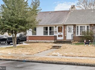 533 E Winona Ave, Norwood, PA 19074