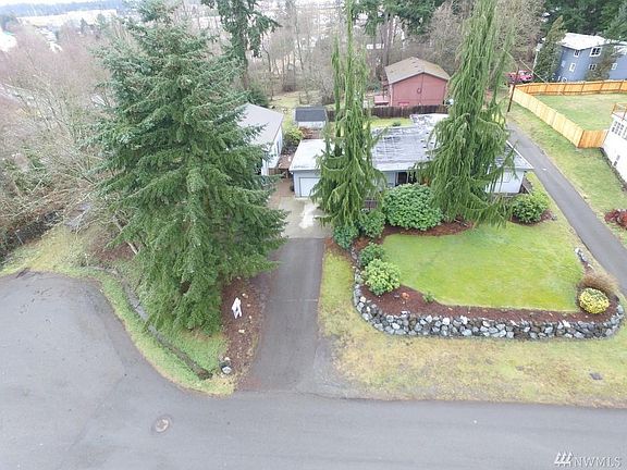 5th image of 3020 176th St SW