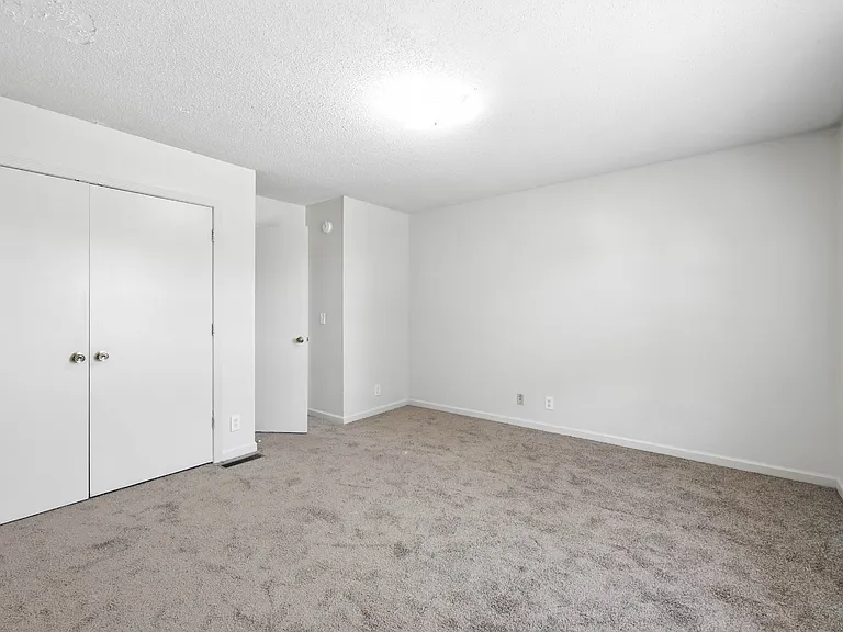 253 Stateline Rd — Photo 13