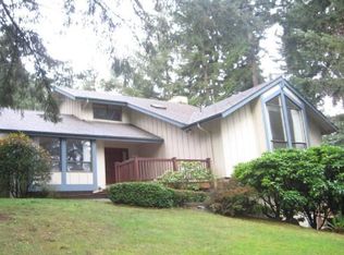 1710 Cameo Dr, Eugene, OR 97405