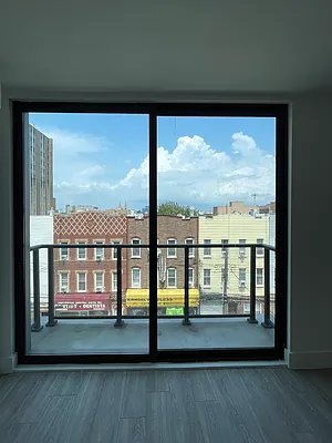 Rented by Olympic CIty Real Estate | media 28