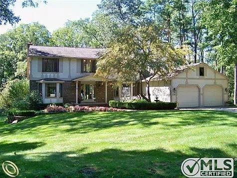 3423 Briar Hill Rd photo 1