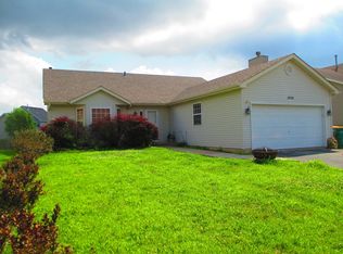 2908 Bloomfield Dr, Joliet, IL 60436