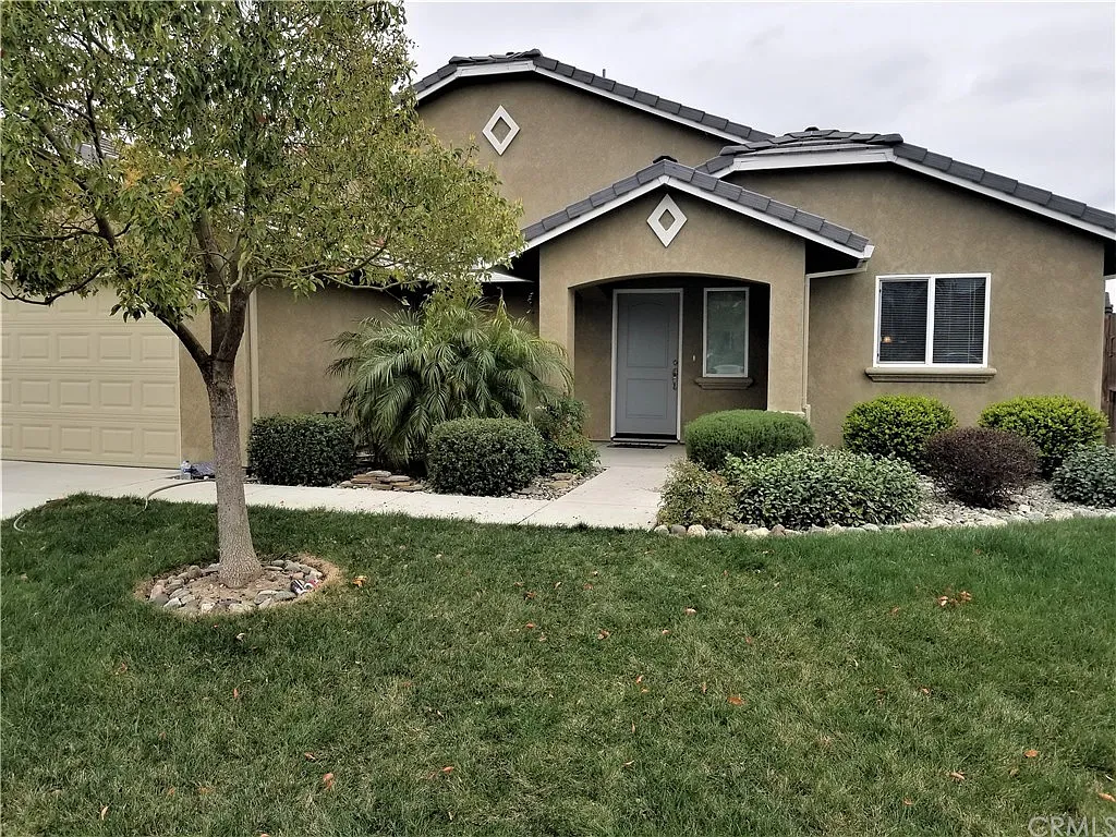 1346 Kaelyn Ct photo 1
