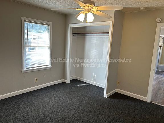 3rd image of 1113 Dewey St #A