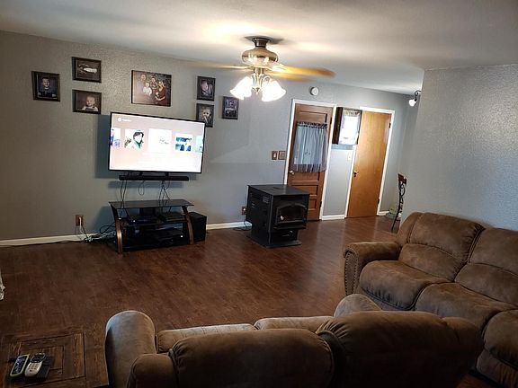 2nd image of 1201 Edgewood Dr