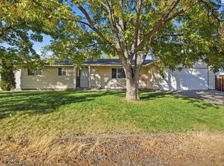 6105 W Melville Rd, Pasco, WA 99301