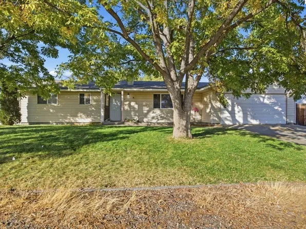 6105 W Melville Rd, Pasco, WA 99301