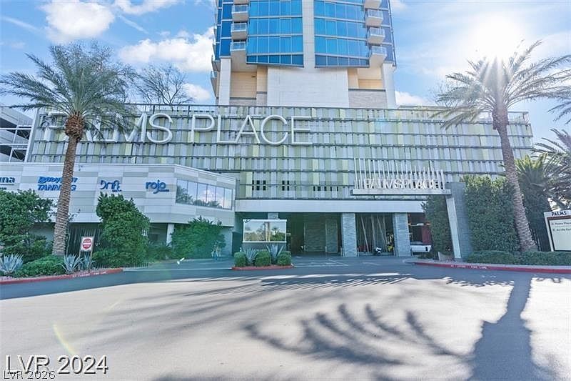 1st image of 4381 W Flamingo Rd #1207