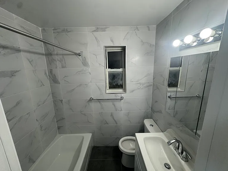 64-62 223rd Pl #2B — Photo 2