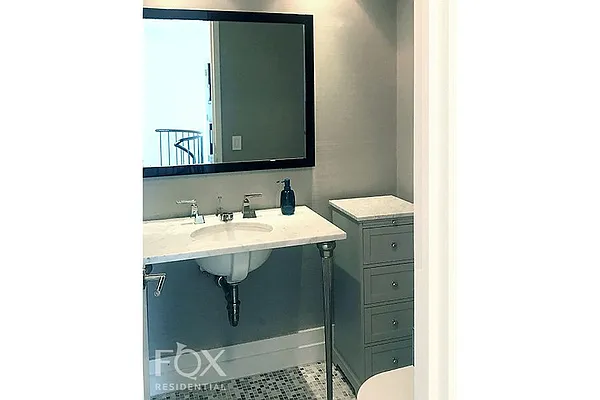 Rented by Fox Residential Group | media 19