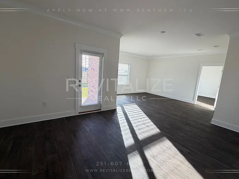 14913 Dayton Cir — Photo 28