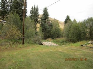 300 Bolster Rd, Oroville, WA 98844