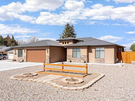 5th image of 357 E Main St