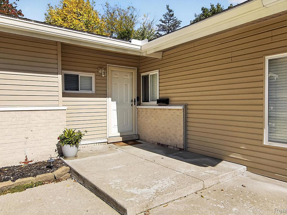 29936 Westbrook Pkwy, photo 6
