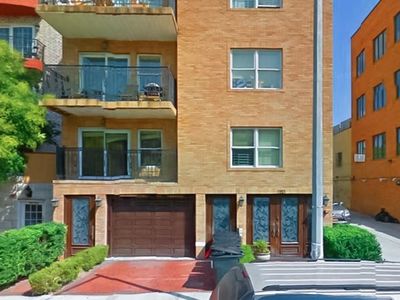 983 E 12th St #B, Brooklyn, NY, 11230