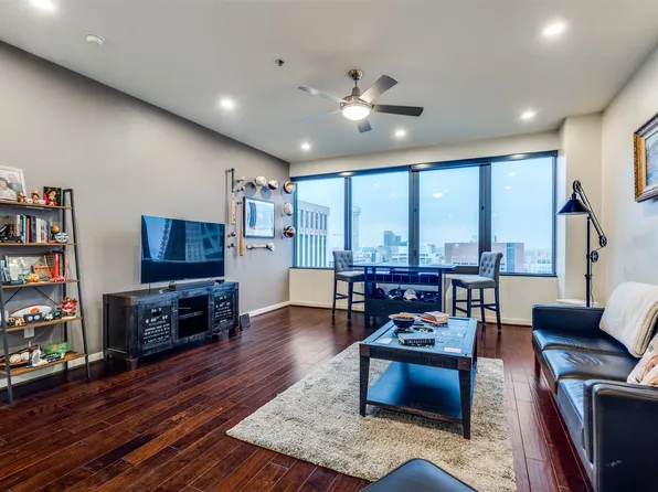 1200 Main St APT 1404, Dallas, TX 75202