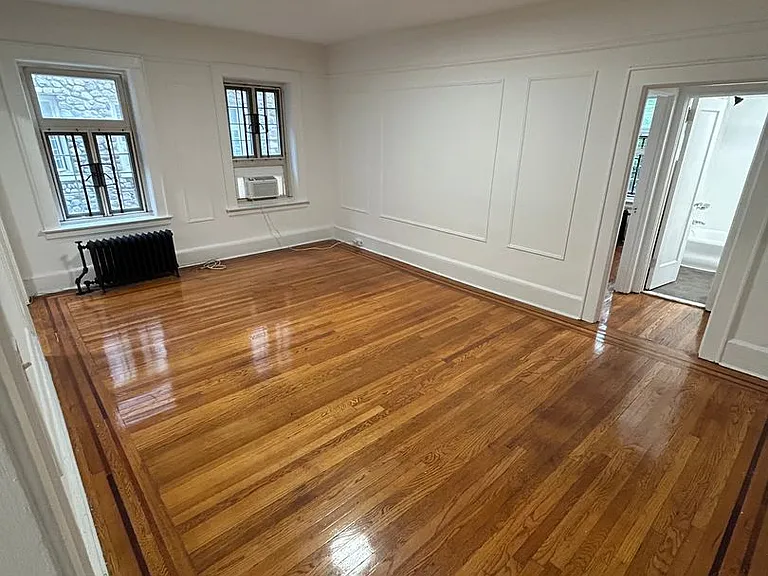 St. Luke's Place Apartment Homes — Photo 24