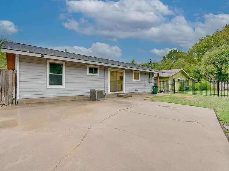 600 Bramble Dr — Photo 20