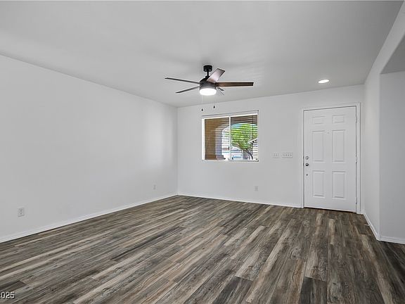 4th image of 1043 Monte De Oro Ave