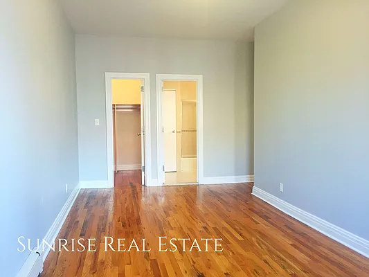 Rented by Sunrise Real Estate | media 64