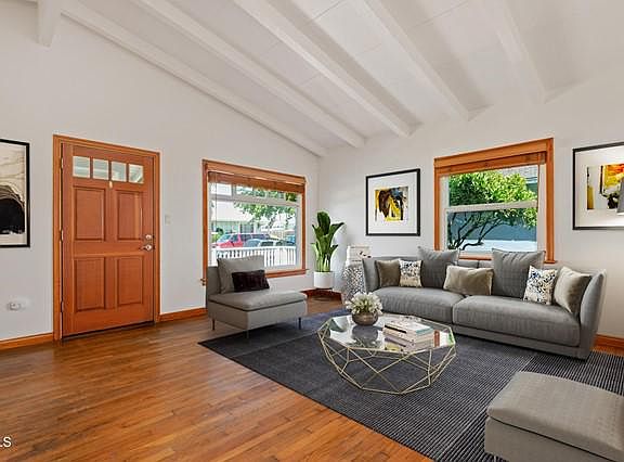 2nd image of 3124 Entrada Dr