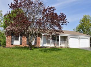 3415 Graystone Dr, Columbus, OH 43232