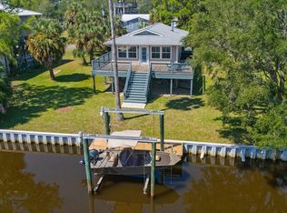 11 Blue Heron Way, Panacea, FL 32346