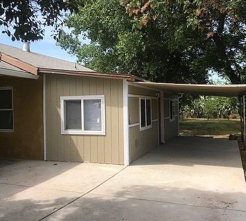 2nd image of 2667 W Santa Fe St
