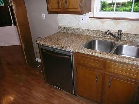 3rd image of 3598 Vinyard Way