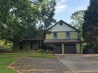 547 Toonigh Rd, Woodstock, GA 30188