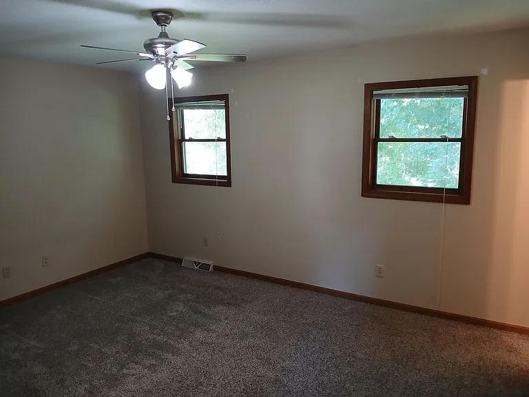 5018 Charm Ridge Dr — Photo 13