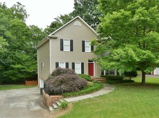 121 Cedar Trl, Winston Salem, NC 27104